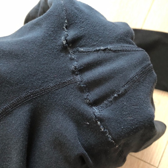 Aritzia The Group Babaton Cropped Leggings in Black Size M - Picture 9 of 9